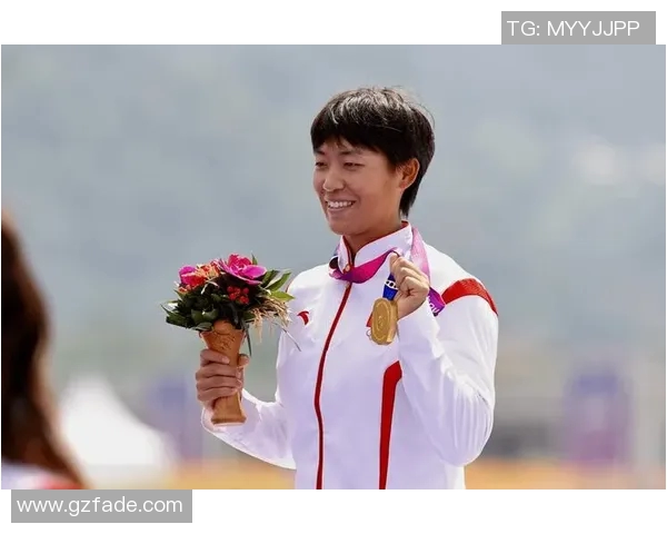 武汉羽毛球队在杯赛中的拼搏历程与荣耀时刻全景回顾